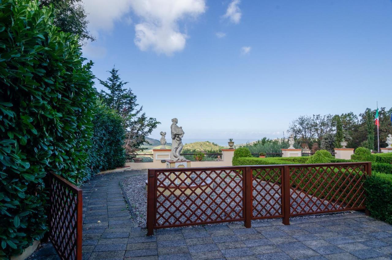 Hotel Villa La Colombaia Agropoli Exterior photo
