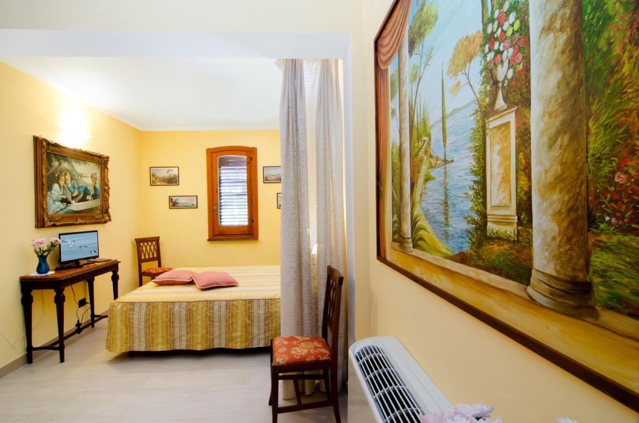 Hotel Villa La Colombaia Agropoli Exterior photo